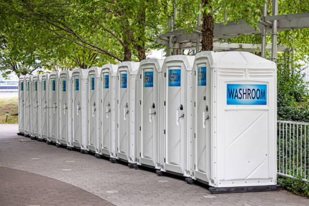 Best Porta potty rental near me  in Monfort Heights, OH