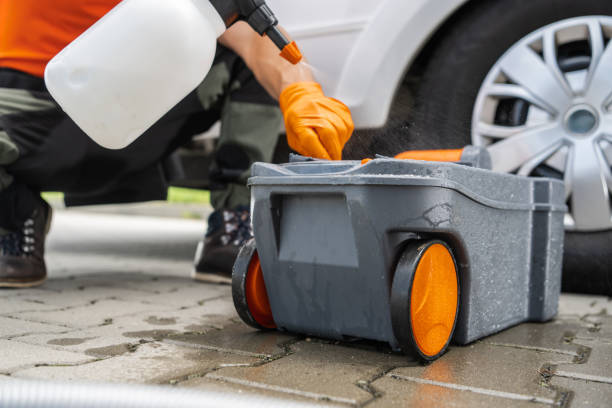 Best Luxury portable toilet rental  in Monfort Heights, OH
